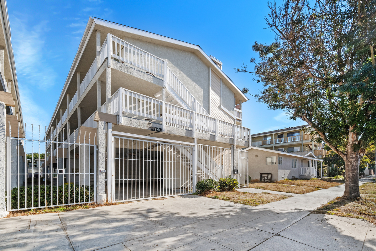 1140 Molino Avenue